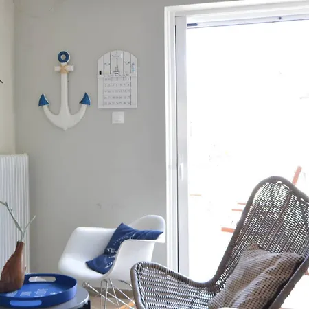 Pasalimani Cozy Apartment Piraeus